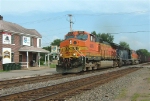BNSF 4616 with a loaded taconite train